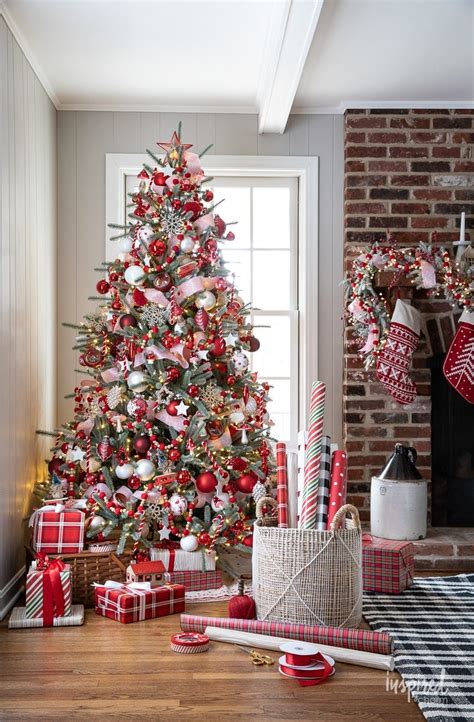 christmas tree ribbon ideas 2023